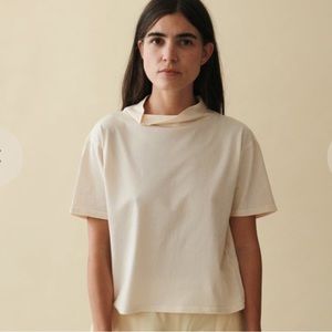 NWOT NIN STUDIO (EASY T- POLLEN)